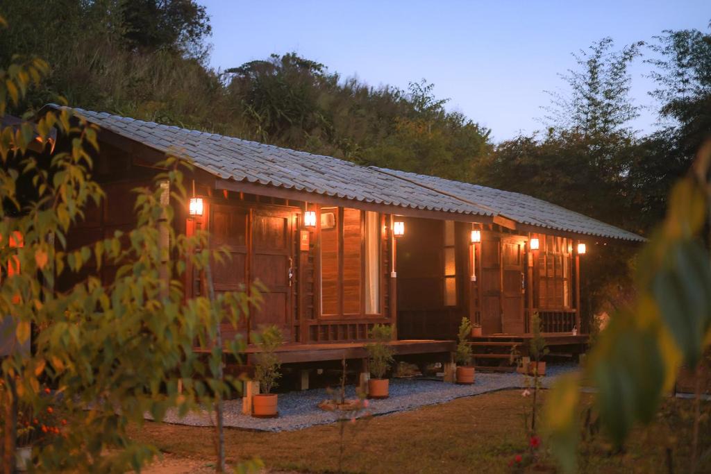 Mok Cham Pae Villa | บ้านหวิน Baan Hwin Stay & coffee Rakthai
