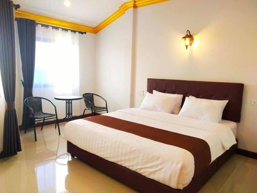 Chaiprakarn Hotel | อันตงเพลส Anton place