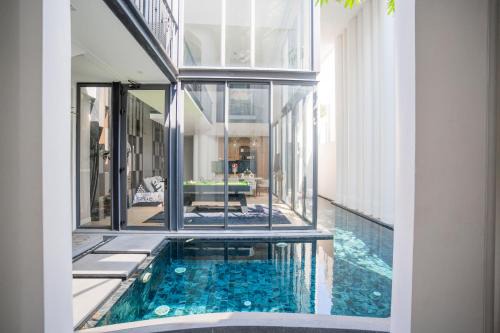 Jomtien Villa | 芭提雅Inara网红独栋泳池别墅-四房五卫-烧烤台球桌-市中心10分钟到步行街