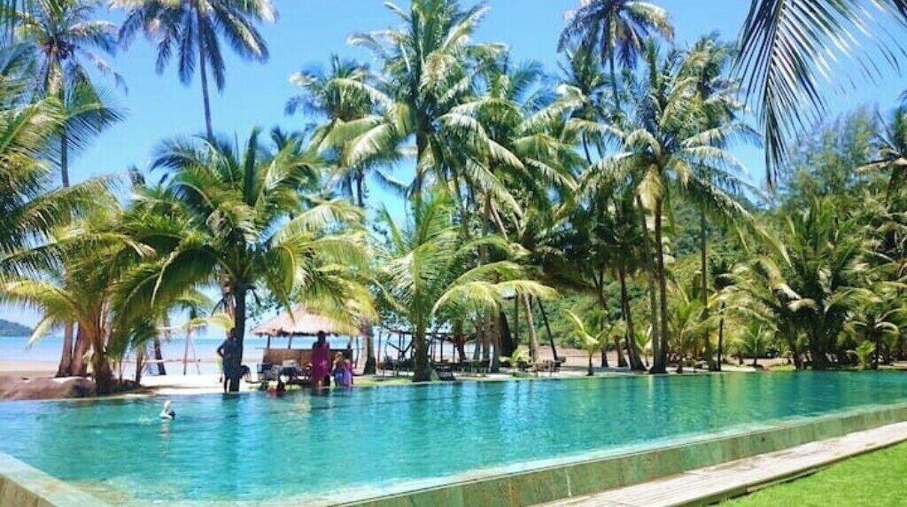 Klong Son House | 1 Bedroom Apartment with Sea View, Siam Royal View