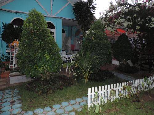 Rawai Bed & Breakfast | 120 m² Bed and breakfast ∙ 3 bedrooms ∙ 6 guests