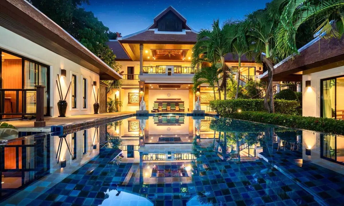 Nai Harn Villa | 1350㎡ Gated Private Royal Pool Beach Villa 4 bdrsn