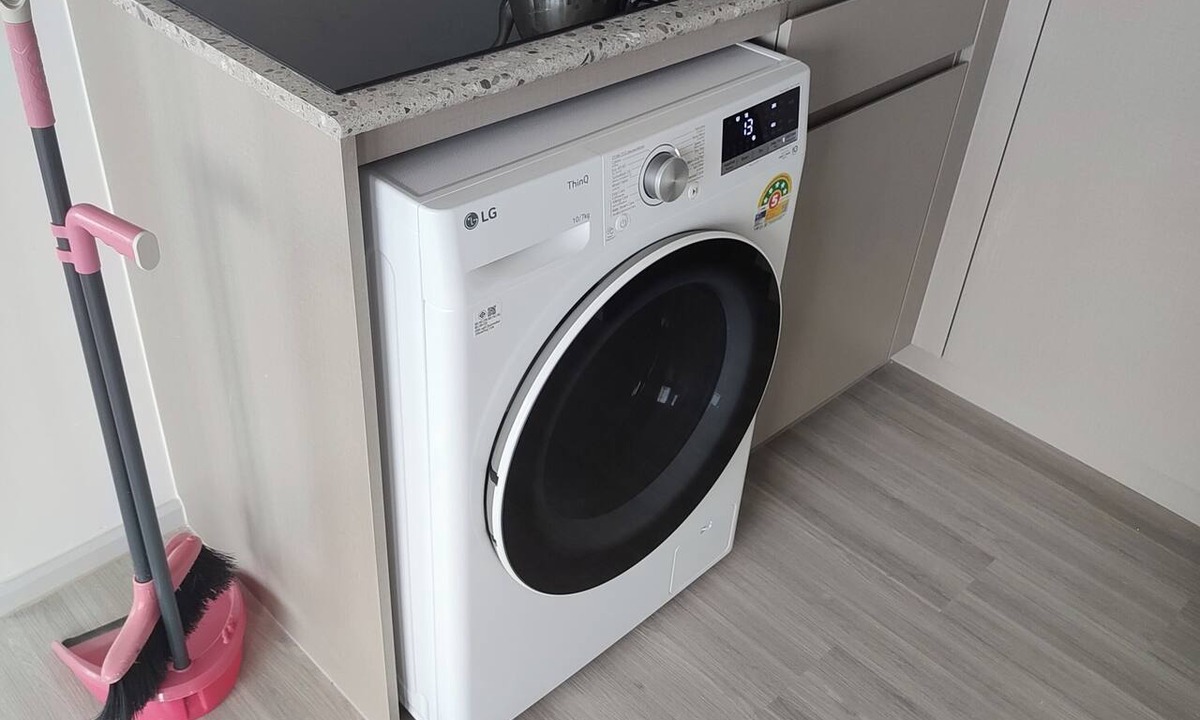 Wat Kanlaya Apartment | 2-bedroom apartment at pho nimit with AC