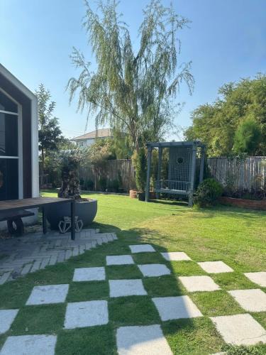 Saen Saep House | 20 Tree Ville