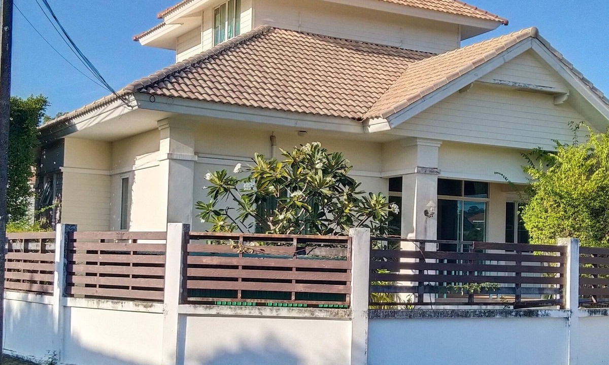 Chalong House | 29,900 Bt. 5 Bedrooms. 3 bathrm. in Land& House Chalong