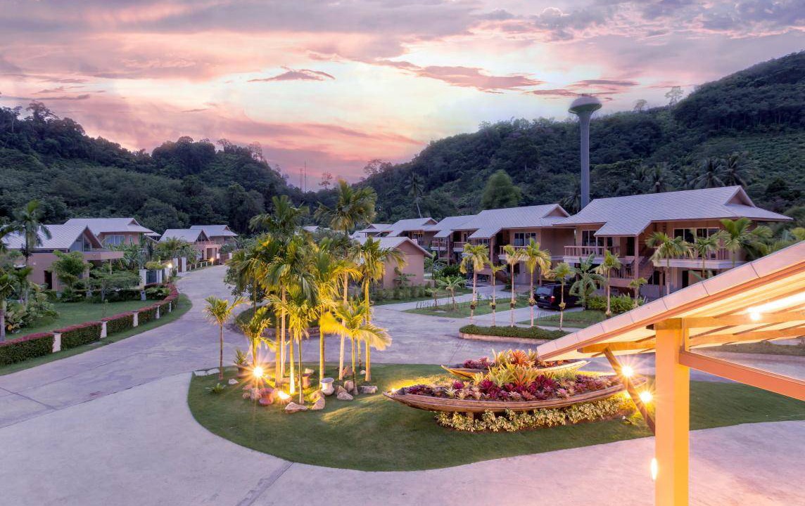 Ban Sakhu Resort | 392 m² Resort ∙ 3 bedrooms ∙ 127 guests