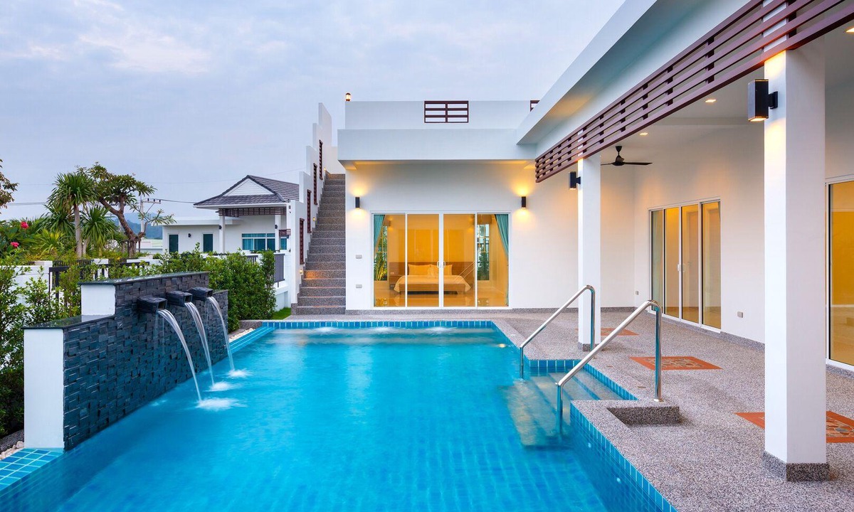 Khao Tao Villa | 4 Bedroom Pool Villas