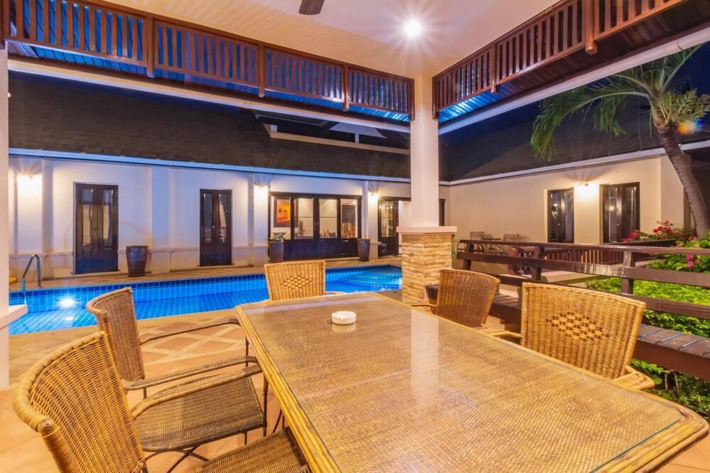 Hua Hin Villa | 4 Bedroom Private Bali Style Villa (HH6)