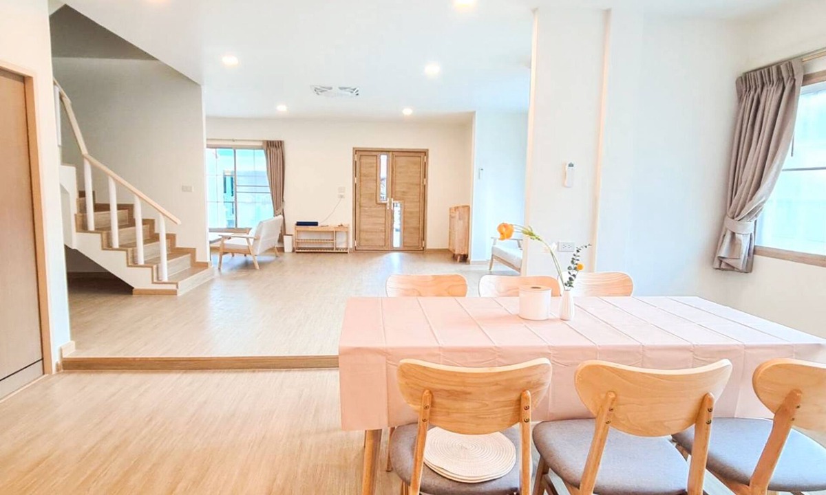 Nanai Road House | 48 House - Patong