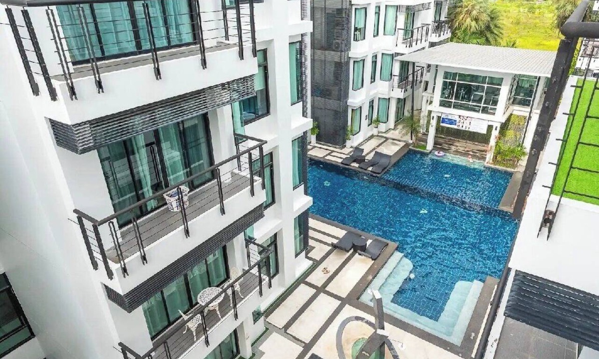 Kamala Apartment | 4BR Pool Retreat Quiet Living kamala regent c205