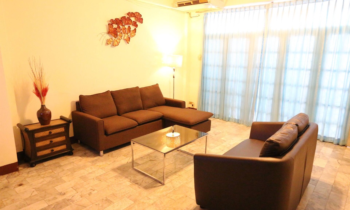 Sri Phum House | 5 Star Hosting for Over a Decade! Luxury Villa Near Chiang Mai’s Best Location!