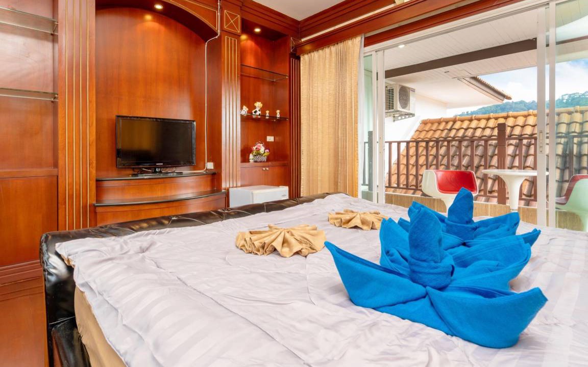 Ratsada Villa | 590 m² Villa ∙ 6 bedrooms ∙ 14 guests