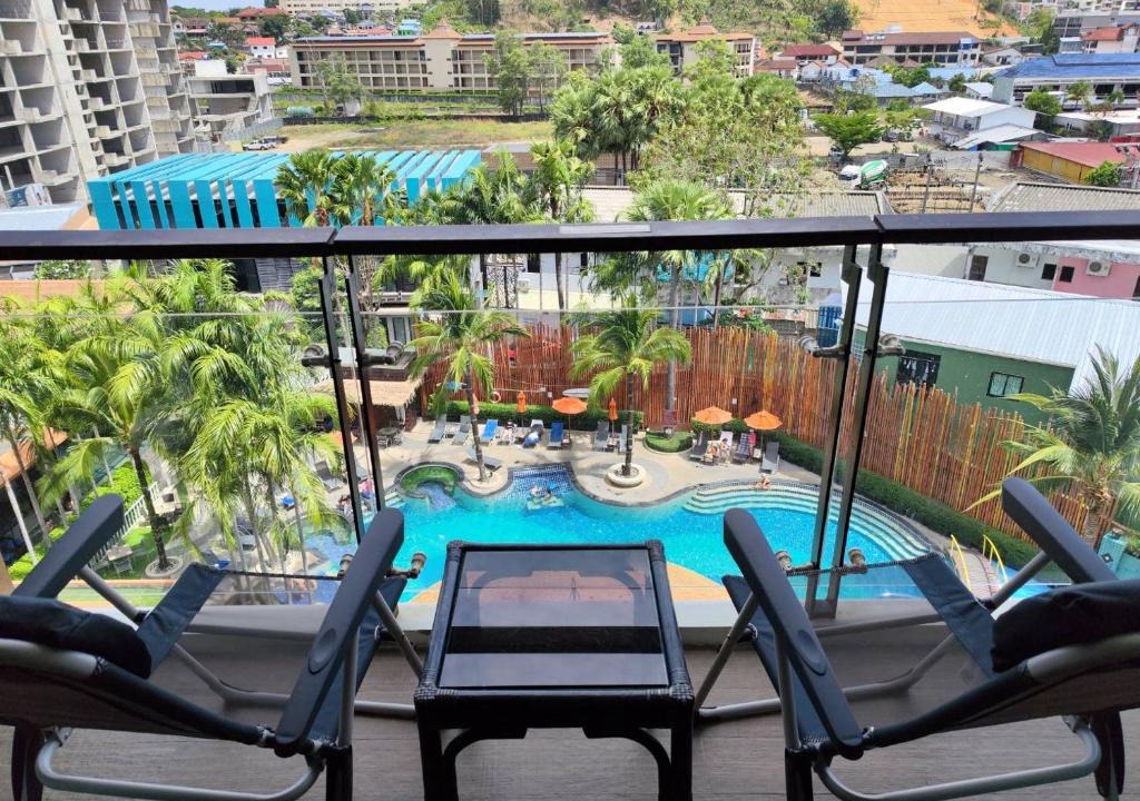 Kata Apartment | 7 Floor - Pool view Studio room at TBHR near Kata beach
