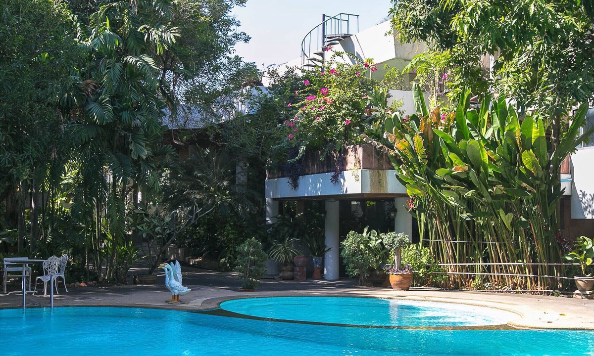 Samsen Nai Apartment | A Studio, 2 Beds, Free Wifi, 3 min to BTS Sanampao