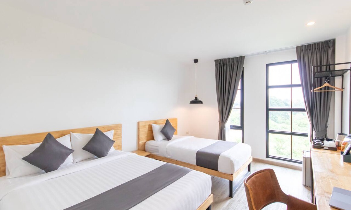 Ban Tai Hotel | Ananzitra Hotel