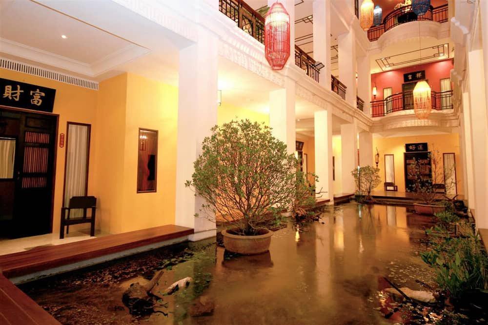 China Town Apartment | Antique Chinese Style | Chinatown | 350m MRT