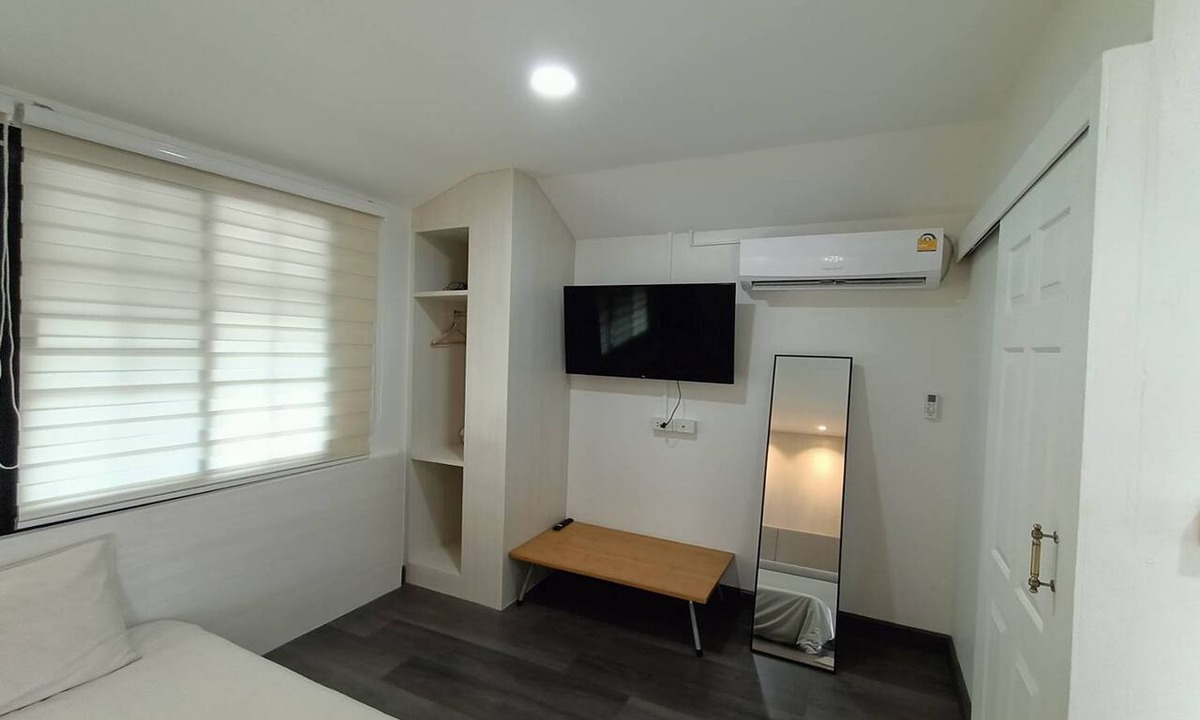 Khanong Phra Hotel | Aob-Oun Homestay