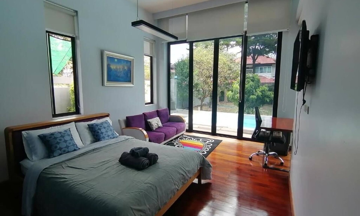 Chan Kasem Bed & Breakfast | AP House