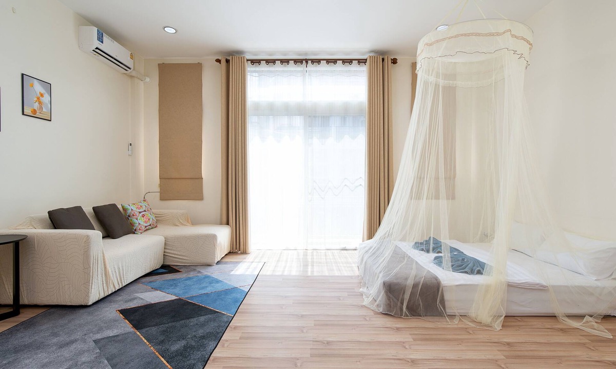 Nuanchan House | AreeHouse Bangkok 300m2 Townhouse. Family 1st choice. Near 7-11, BigC, SPA, MRT.