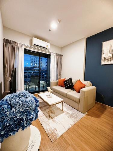 Chang Khlan Apartment | Astra sky river five star condo