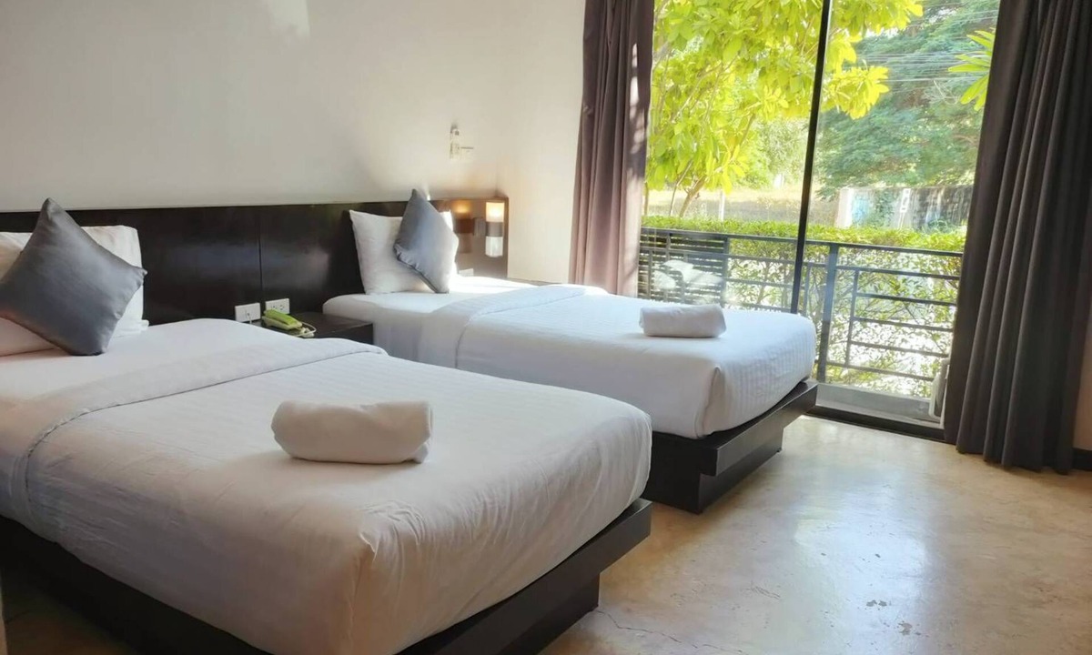 Phitsanulok Hotel | Aziss Boutique Hotel