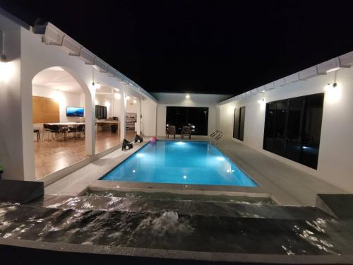 Phaya Yen Villa | B Villa Khao Yai