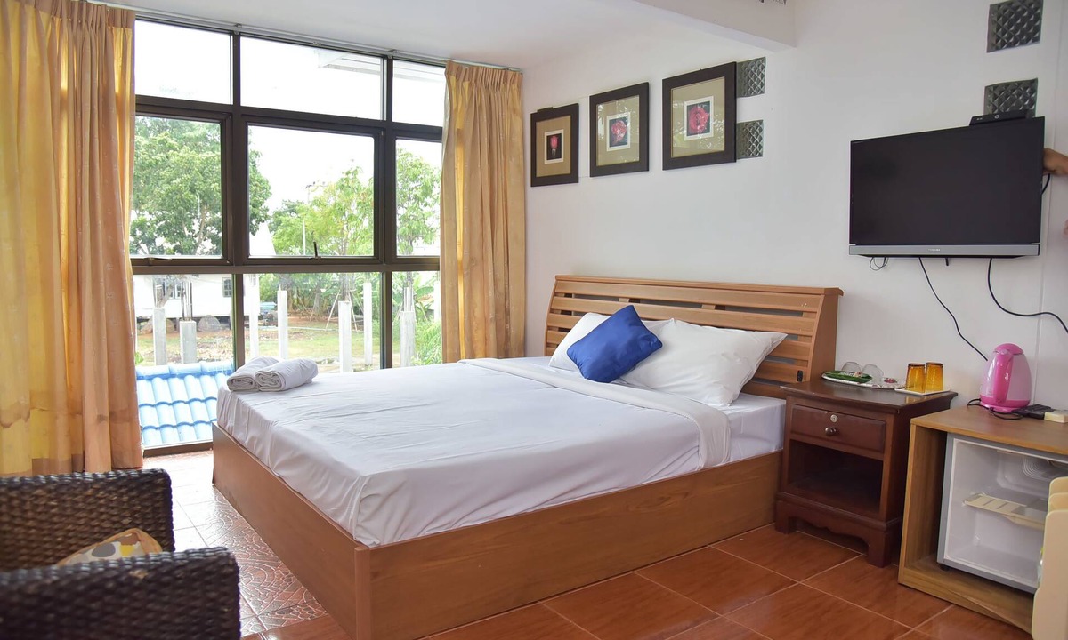 Pak Nam Pran Hotel | Baan P'Mike Resort Pranburi