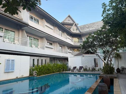 Hua Hin Hotel | Baan Suksiri Hotel Hua Hin