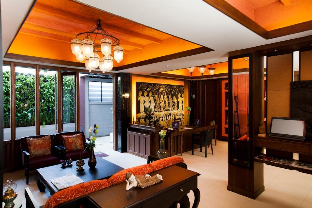 Siriraj Hotel | Baan Wanglang Riverside, Bangkok
