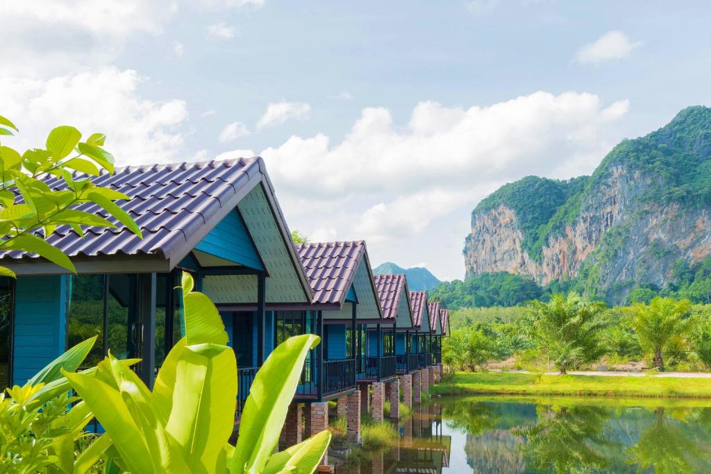 Ao Nang Resort | Baannai Lake View Resort