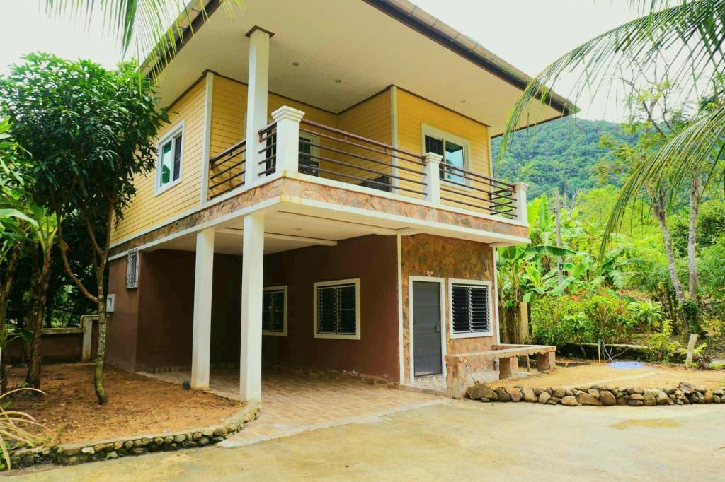 Kamala House | Ban gintana kamala