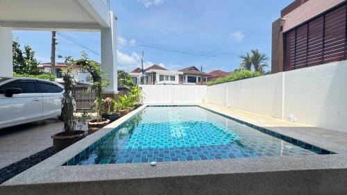 Kathu Villa | Ban Khuendee Pool Villa