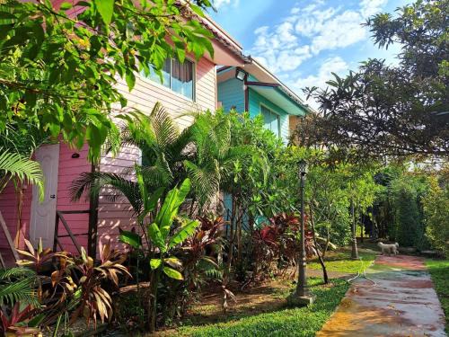 Khlong Luang Hotel | Ban Roi Pah