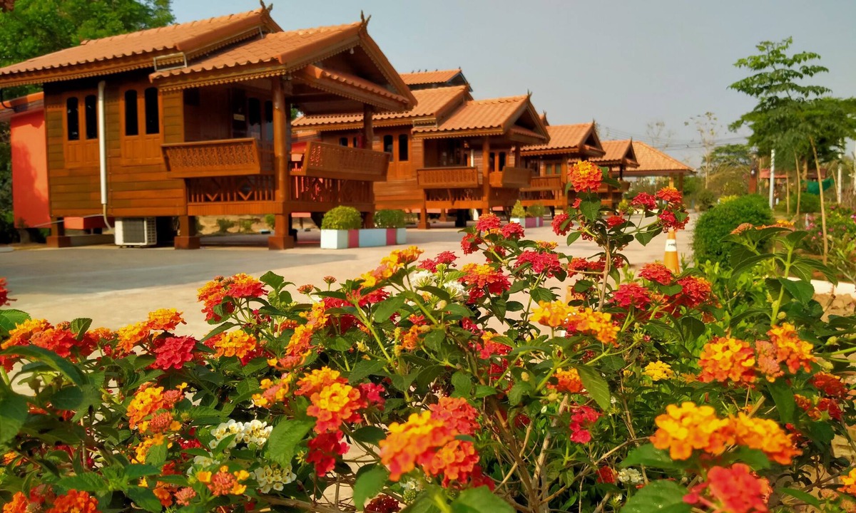 Chai Nat Hotel | Bank Resort