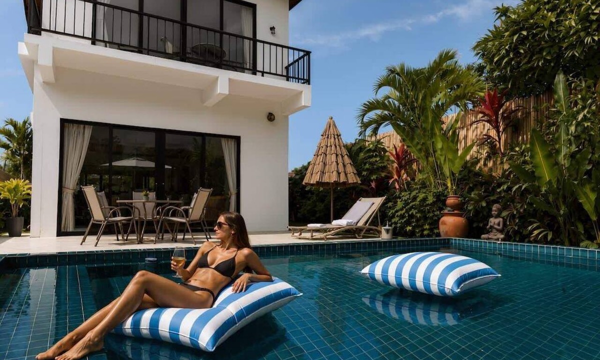 Srithanu Villa | Beachside Villa Steps to Beach