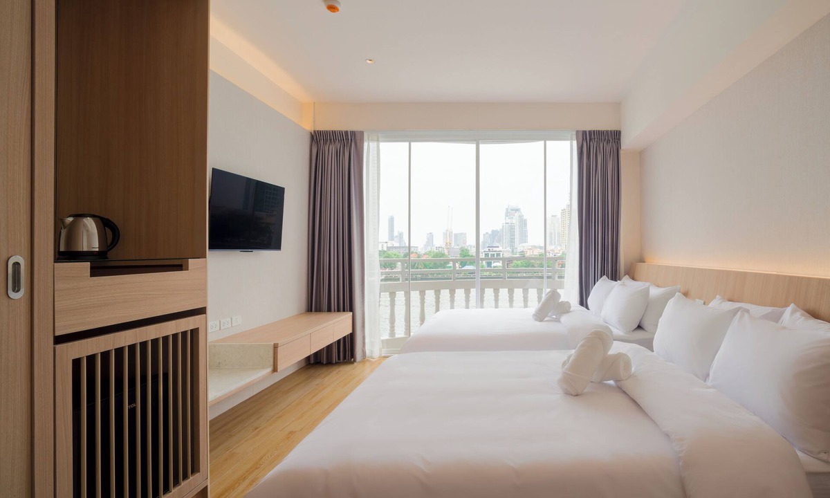 Yan Nawa Hostel | BEAT. Warii Hostel at Chaophraya River