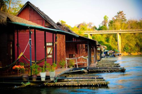 Tha Sao Resort | Boutique Raft Resort, River Kwai