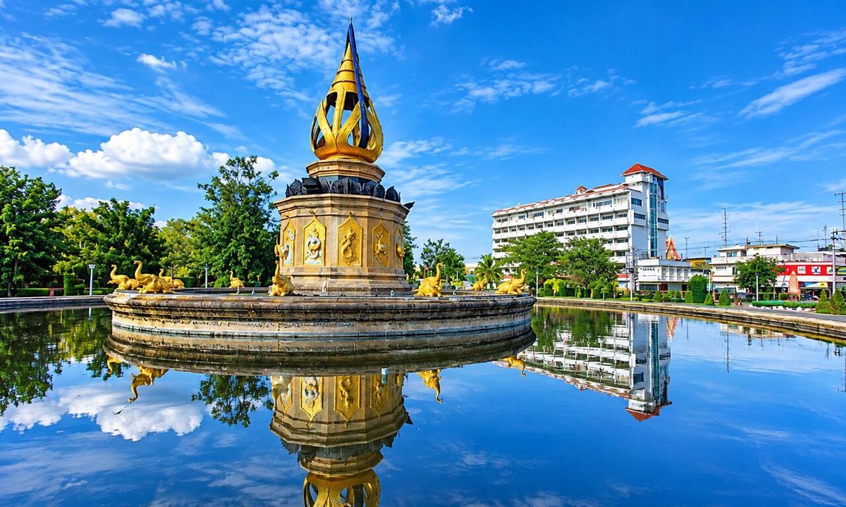Kamphaeng Phet Hotel | Chakungrao Riverview