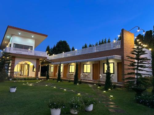 Suan Phueng Hotel | Charming Home Resort ชาร์มมิ่งโฮมรีสอร์ท สวนผึ้ง
