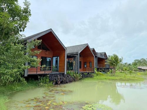 Tha Sala Hotel | Chom Nakhon Resort