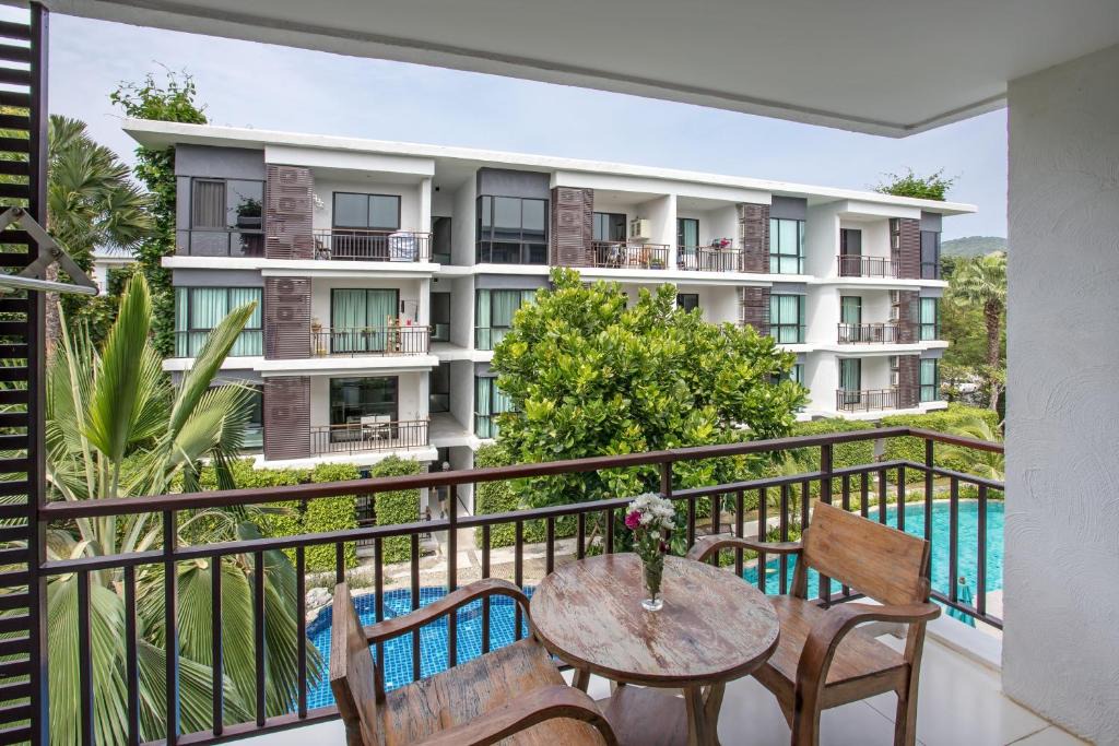 Rawai Apartment | Condo Title F303