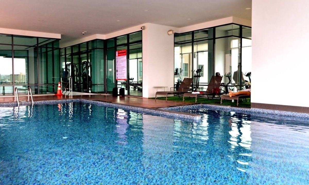 Bang Lamphu Lang Apartment | Convenience store nearby! Khet Khlong San