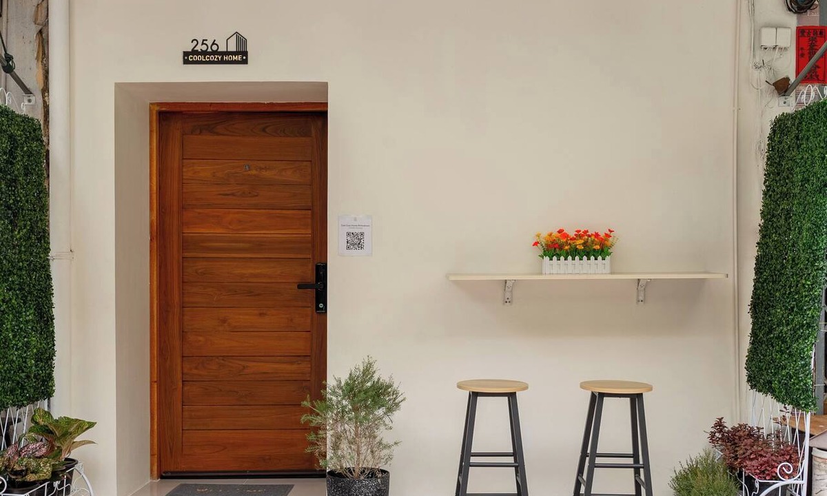 Bangkok City Centre House | Cool Cozy 3-bedroom townhome in Chinatown Krung Thep Maha Nakhon