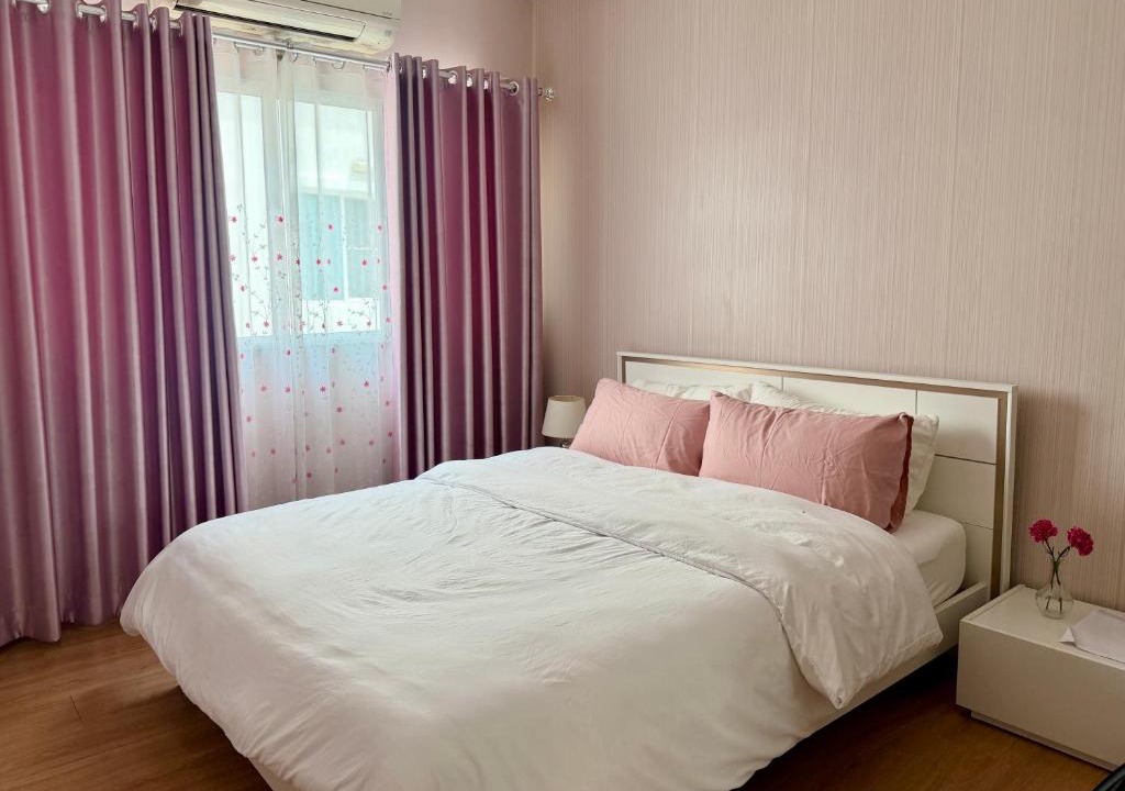 Ban Mai Villa | Cozy home near impact arena
