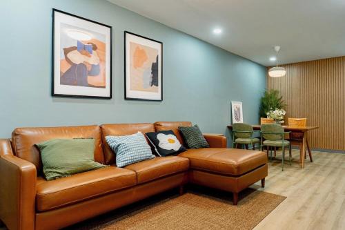Chom Phon House | Cozy Nest Ladprao - 3BR Townhome 3min walk from MRT