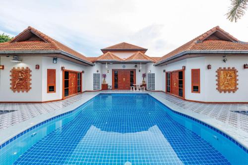 Pong Villa | D Pool Villa Pattaya