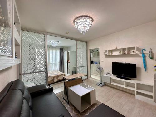 Chiang Rai Apartment | DCondo Hyde near Central Plaza with Pool and Gym