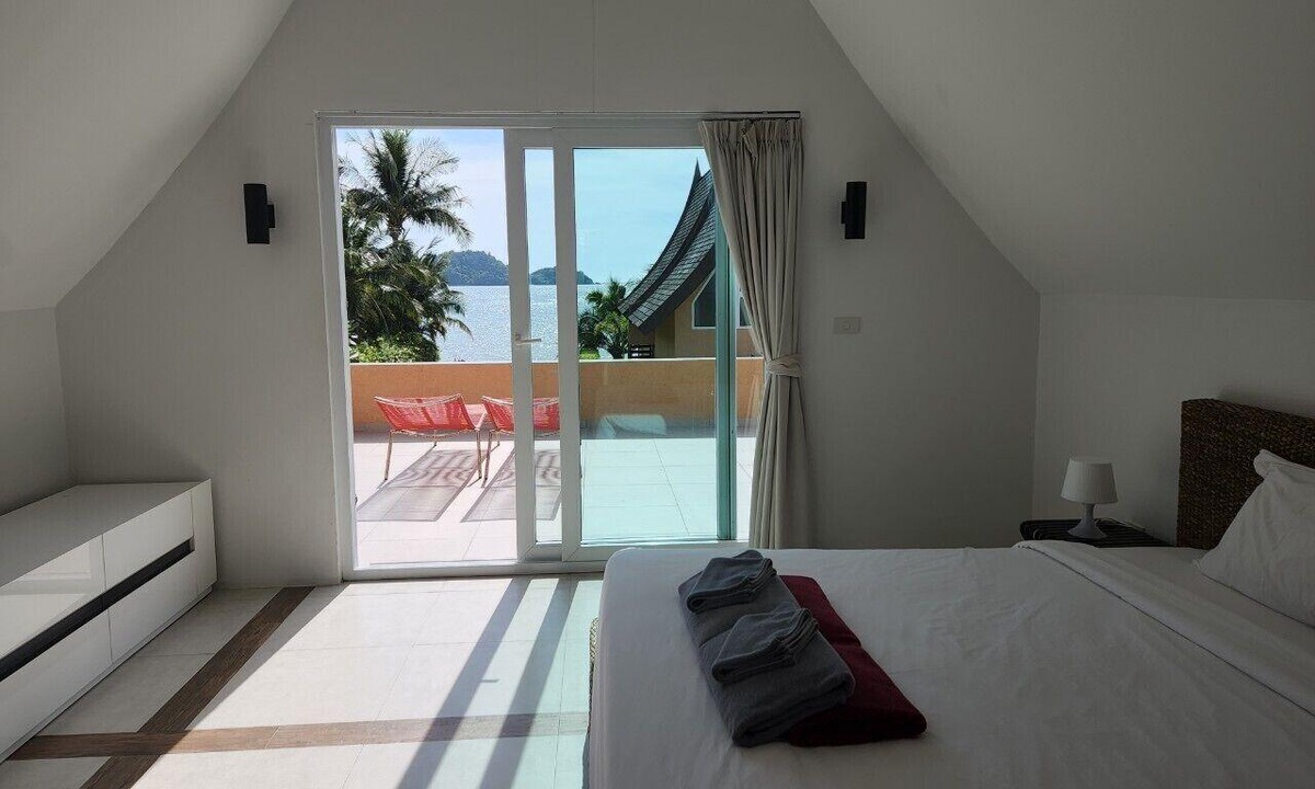 Klong Son House | Deluxe Sea Room Blue Heaven Bay Resort