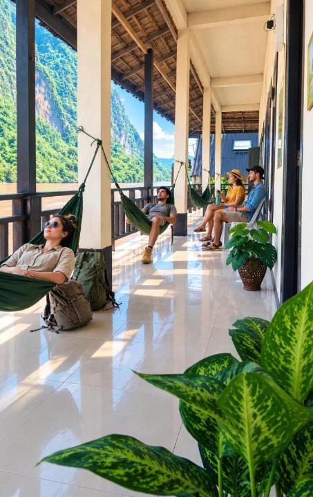 Nong Khiaw House | Dormitory Views Hostel