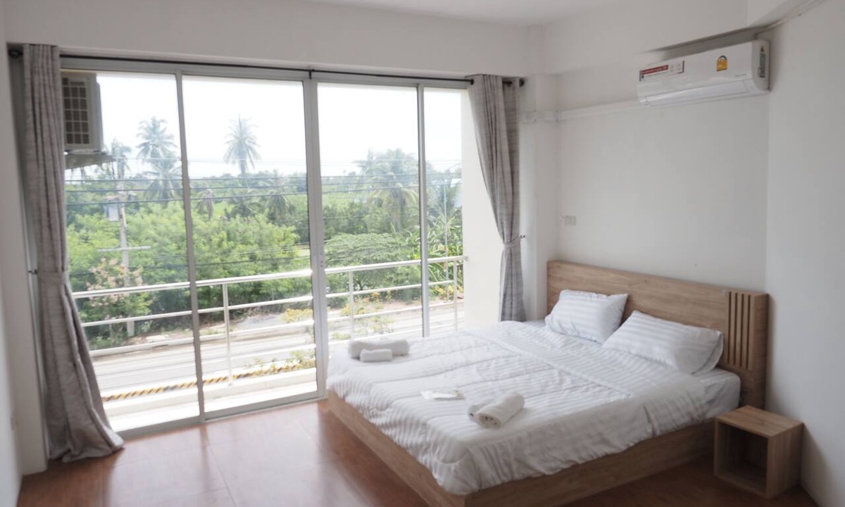 Nakhon Chai Si Hotel | DreamStay